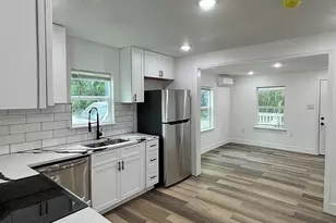 1704 Dalhart St, Dayton, TX 77535 - Photo 4