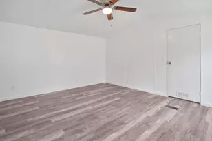 21950 Caney Dr, New Caney, TX 77357 - Photo 20
