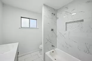 11935 Langdon Ln, Houston, TX 77072 - Photo 16