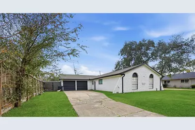 11935 Langdon Ln, Houston, TX 77072 - Photo 2