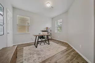 6415 Wilshire Lakes, Houston, TX 77040 - Photo 10