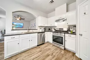 6415 Wilshire Lakes, Houston, TX 77040 - Photo 8