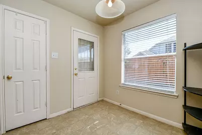 13979 Maximos Dr, Houston, TX 77083 - Photo 14