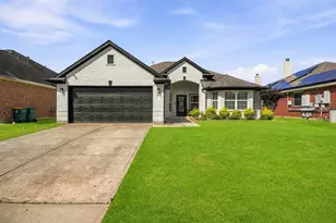 5202 Camarosa Dr, Pasadena, TX 77504 - Photo 1