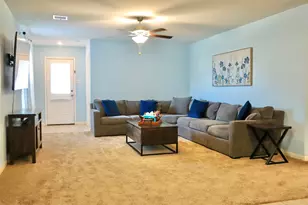 6242 El Topacio Dr, Houston, TX 77048 - Photo 8