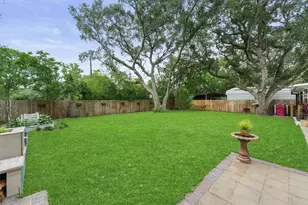 35 Bounty St, Blessing, TX 77419 - Photo 30