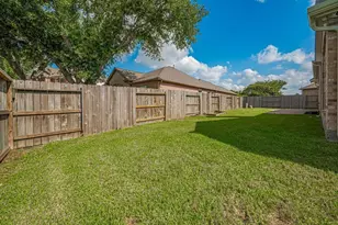 2206 Grand Shore Ct, Pearland, TX 77584 - Photo 44