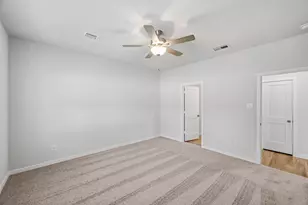 8527 Light Rail Dr, Clute, TX 77441 - Photo 18