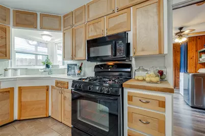 501 W 17th Street, Houston, TX 77008 - Photo 8