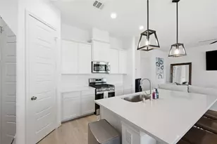 8903 Grovner Pl, Houston, TX 77055 - Photo 10