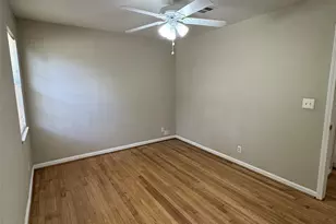 216 Gale St, Houston, TX 77009 - Photo 12