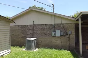 601 N 12th St, La Porte, TX 77571 - Photo 20