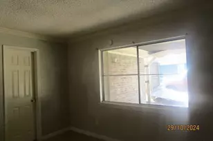 601 N 12th St, La Porte, TX 77571 - Photo 14