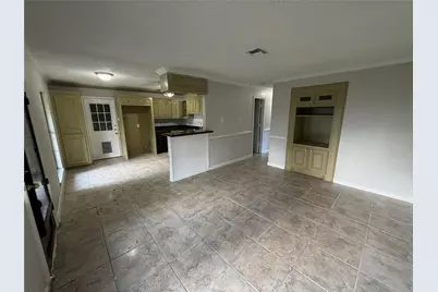 601 N 12th Street, La Porte, TX 77571 - Photo 8