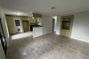 601 N 12th St, La Porte, TX 77571 - Photo 8