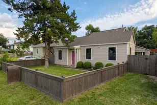 428 Van Molan St, Houston, TX 77022 - Photo 2