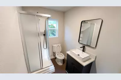 428 Van Molan Street, Houston, TX 77022 - Photo 32