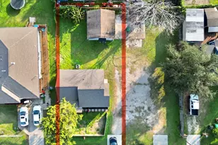 428 Van Molan St, Houston, TX 77022 - Photo 4