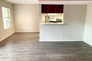 8281 Kingsbrook Rd, Houston, TX 77024 - Photo 6