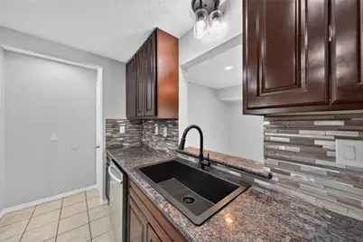6855 Richwood Road, Houston, TX 77087 - Photo 16