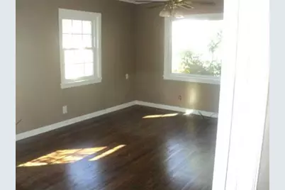 815 S College Avenue, Cleveland, TX 77327 - Photo 6