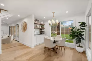 2 Twin Cir Dr, Houston, TX 77042 - Photo 8