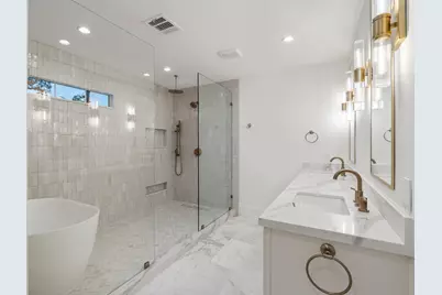 2 Twin Circle Drive, Houston, TX 77042 - Photo 16