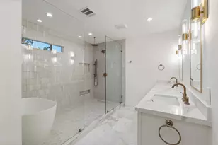 2 Twin Cir Dr, Houston, TX 77042 - Photo 16