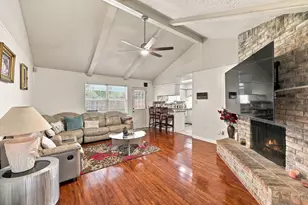 12318 Vanderheath Dr, Houston, TX 77031 - Photo 8