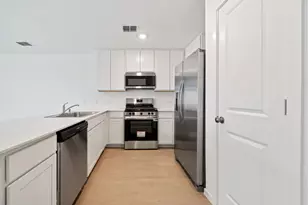 3912 Pontchartrain Pkwy, Sherman, TX 75090 - Photo 4
