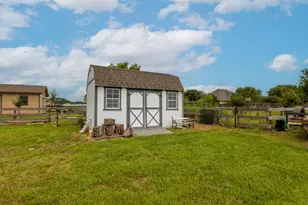 5236 Hillboldt Rd, Sealy, TX 77474 - Photo 34