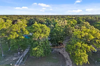 461 Trails End Drive, Cleveland, TX 77328 - Photo 22