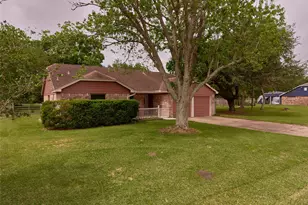 3979 County Rd 962B, Alvin, TX 77511 - Photo 2