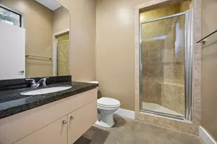 732 Ruthven St, Houston, TX 77019 - Photo 16