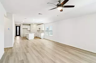 16249 Parish Pointe Ct, Conroe, TX 77302 - Photo 6