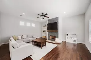526 Westcross St, Houston, TX 77018 - Photo 6