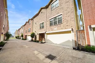 526 Westcross St, Houston, TX 77018 - Photo 2