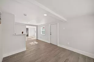 1814 33rd St, Galveston, TX 77550 - Photo 8