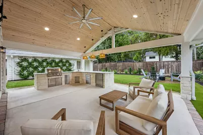 13630 Queensbury Lane, Houston, TX 77079 - Photo 26