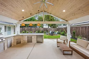 13630 Queensbury Ln, Houston, TX 77079 - Photo 28