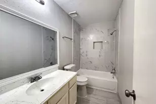 2314 Stillmeadow Dr, Missouri City, TX 77489 - Photo 12