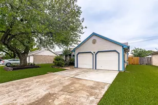 1009 Canyon Springs Dr, La Porte, TX 77571 - Photo 2