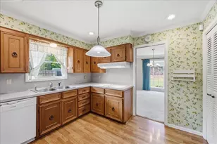 1016 S 27th St, Nederland, TX 77627 - Photo 24