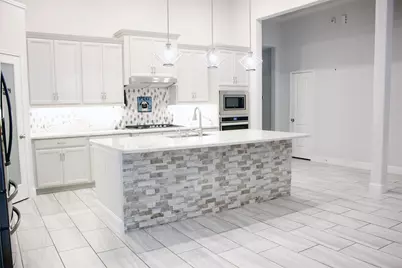 2001 Sadtler Ridge Circle, La Porte, TX 77571 - Photo 4