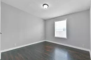 2431 Bay Oaks Harbor Dr, Baytown, TX 77523 - Photo 26