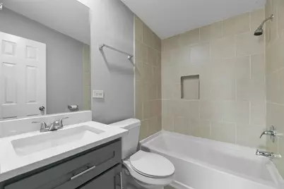 2431 Bay Oaks Harbor Drive, Baytown, TX 77523 - Photo 24