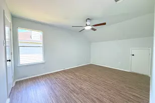 14638 President's Dr W, Houston, TX 77047 - Photo 36