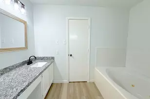 14638 President's Dr W, Houston, TX 77047 - Photo 20