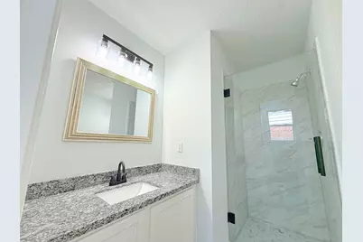 14638 Presidents Drive W, Houston, TX 77047 - Photo 18
