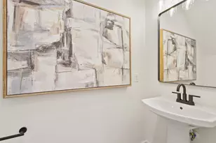 241 Rebecca St, Houston, TX 77022 - Photo 12